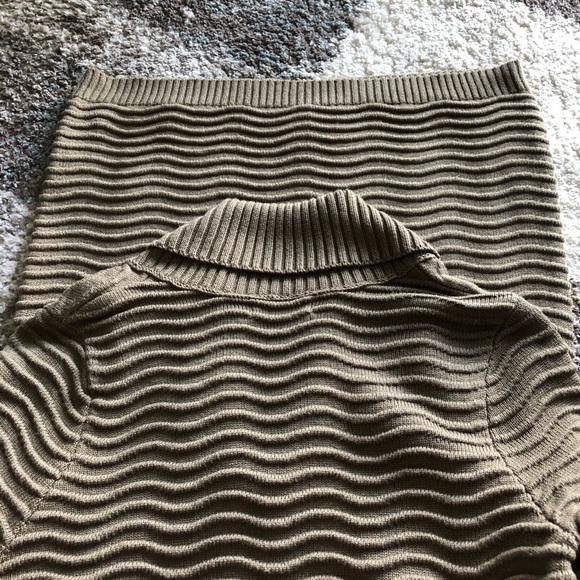 Calvin Klein sweater dress - Picture 4 of 4